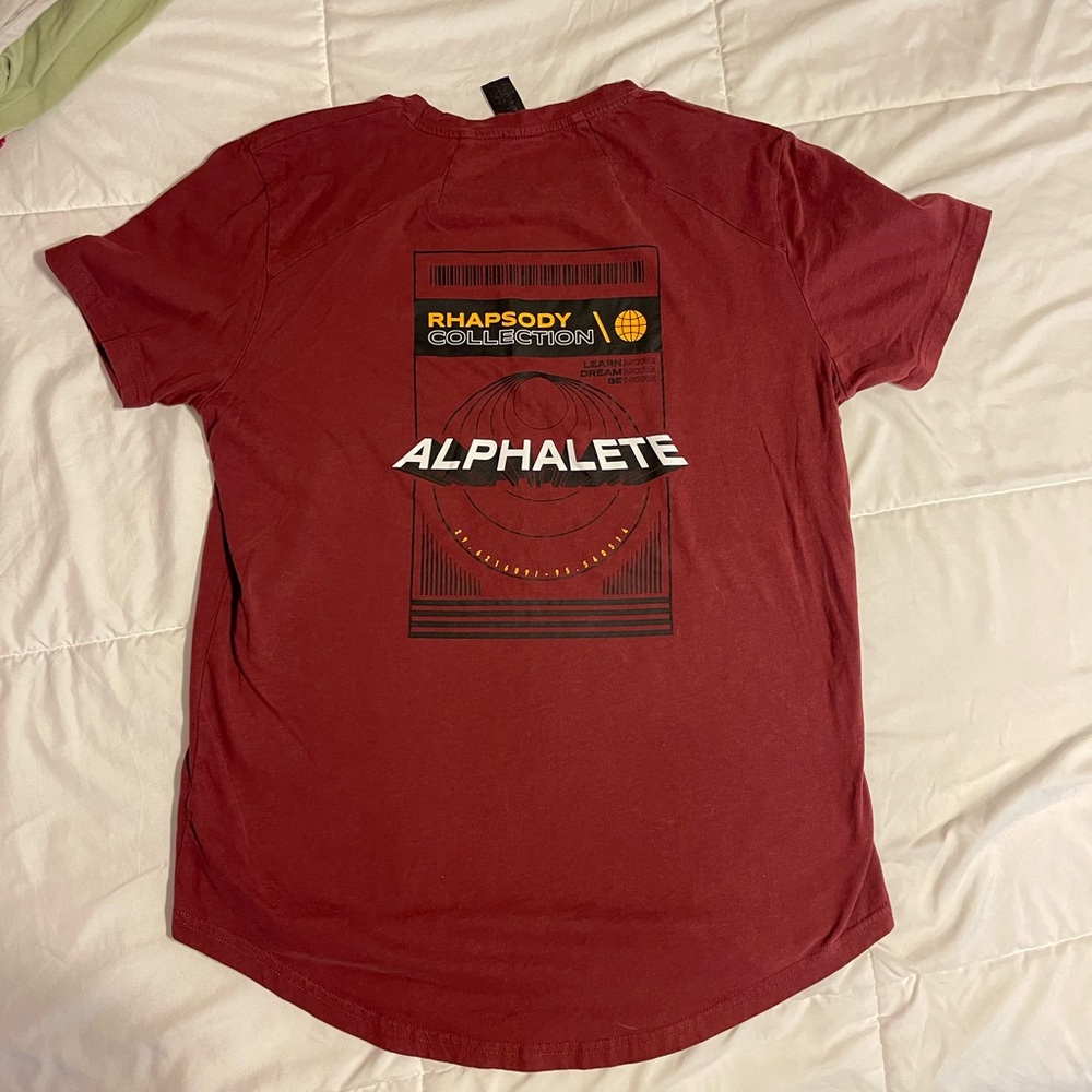 alphalete t-shirt